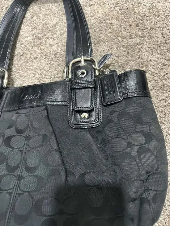 Coach Soho Large Signature Pleated Tote Black Canvas and Leather F13742 - Picture 2 of 12